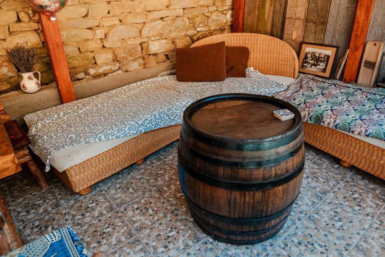 Casa Pe Valea Hartibaciului Pensionat Barcut Exteriör bild