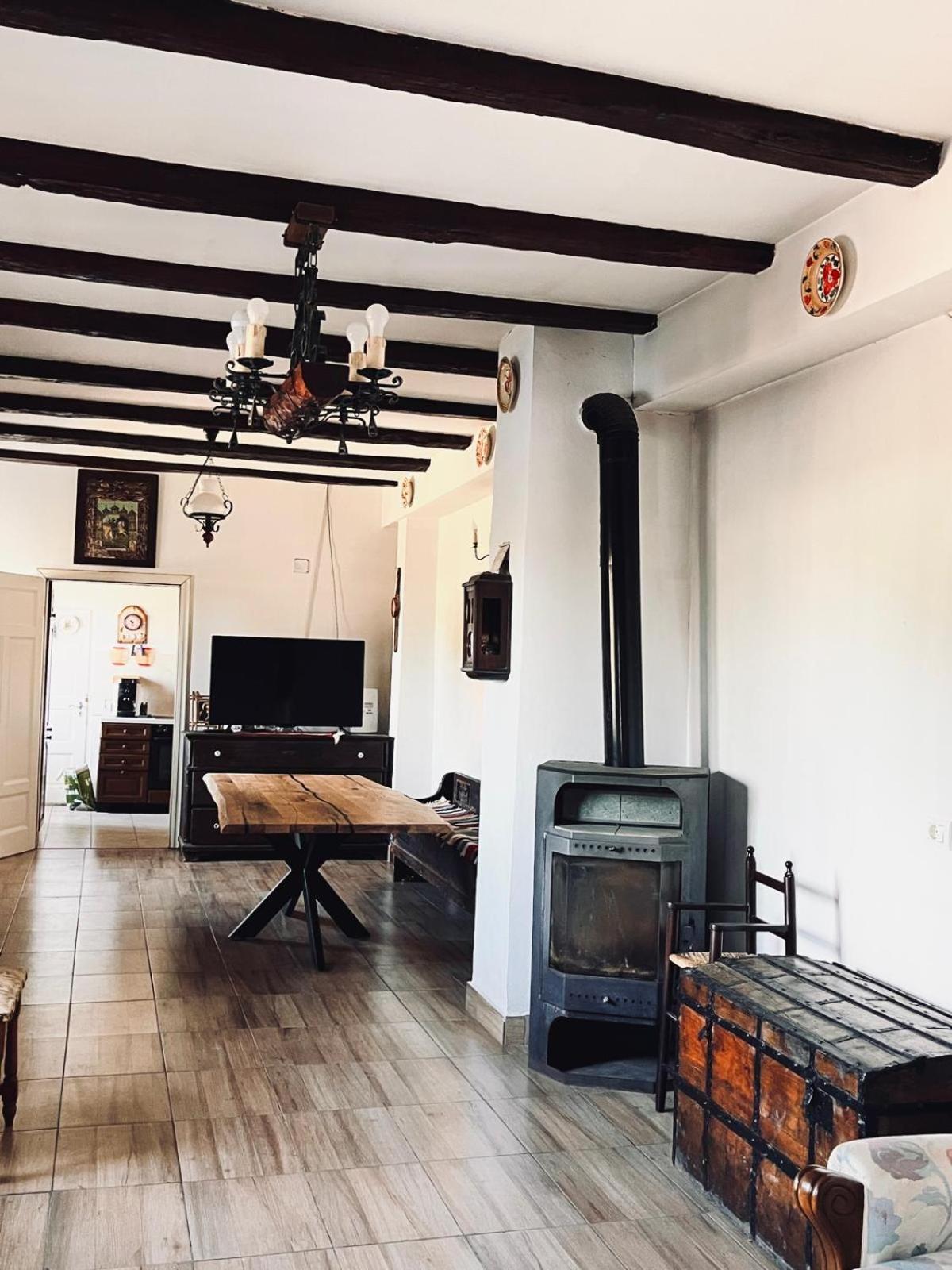 Casa Pe Valea Hartibaciului Pensionat Barcut Exteriör bild